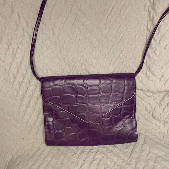 SALE!! Vintage Partners by Mervyns purple alligator tex envelope purse crossbody - Picture 1 of 8